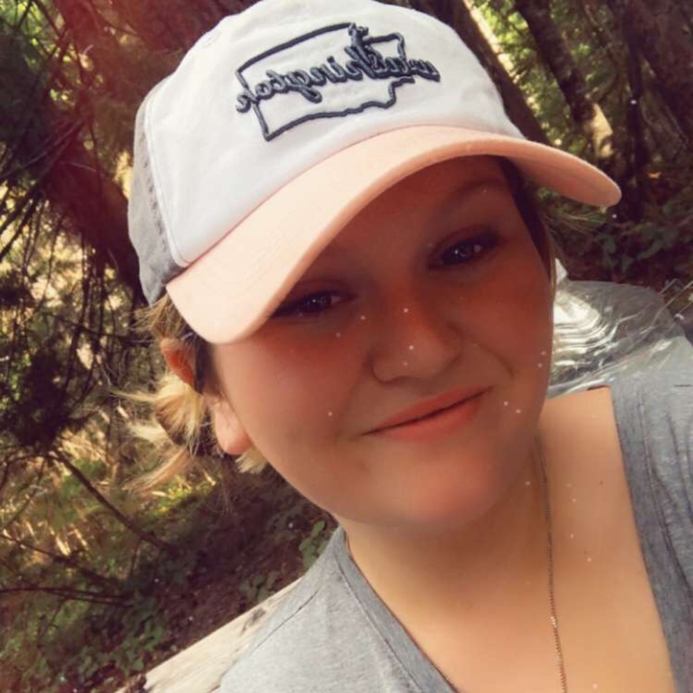 Meet your Posher, Brittany